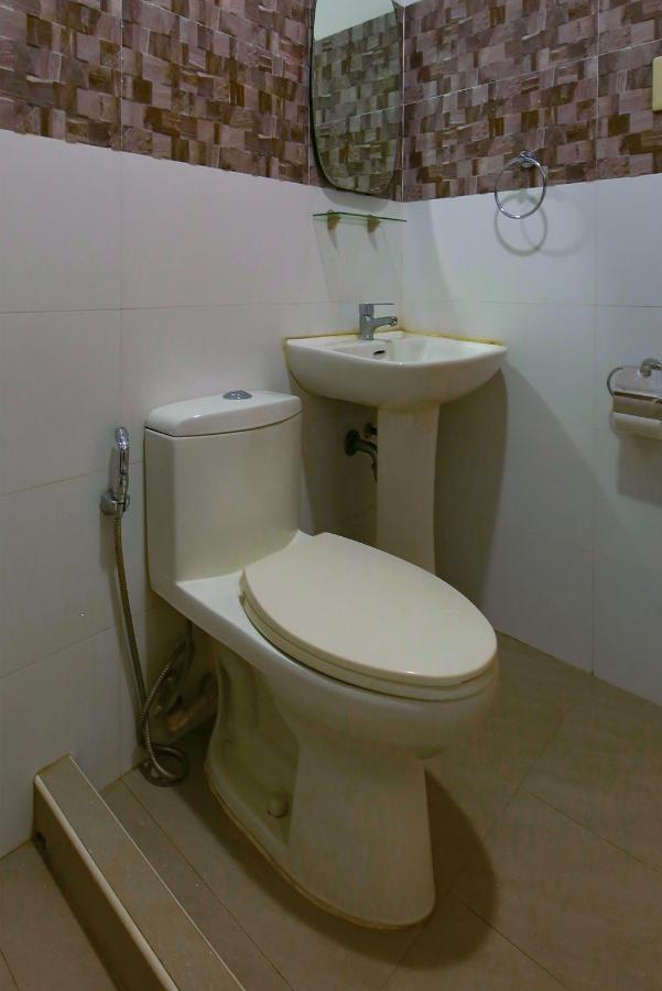 Oyo 783 Freemont Place Paranaque City Εξωτερικό φωτογραφία