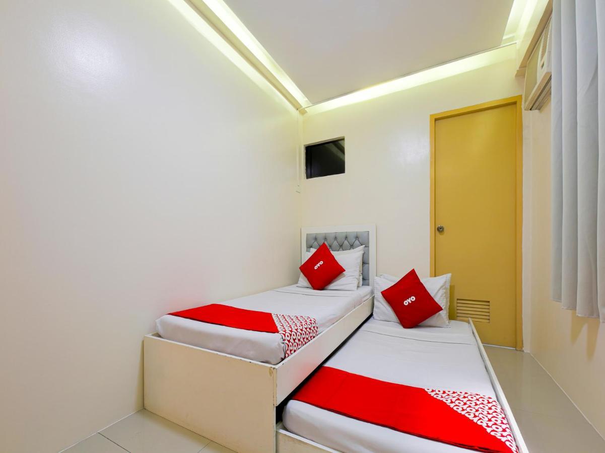 Oyo 783 Freemont Place Paranaque City Εξωτερικό φωτογραφία