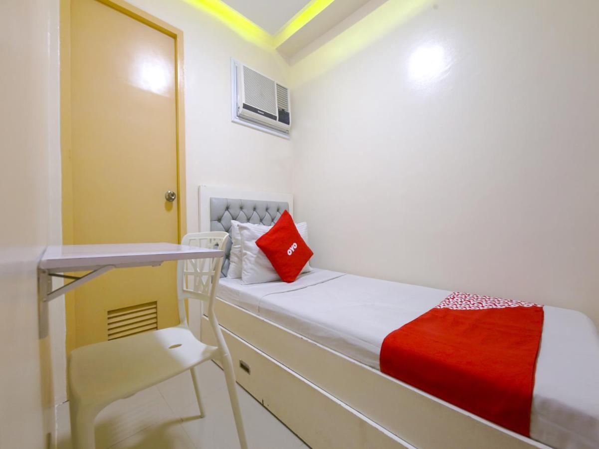 Oyo 783 Freemont Place Paranaque City Εξωτερικό φωτογραφία
