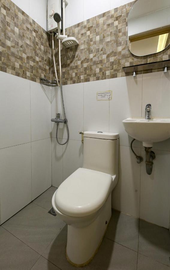 Oyo 783 Freemont Place Paranaque City Εξωτερικό φωτογραφία